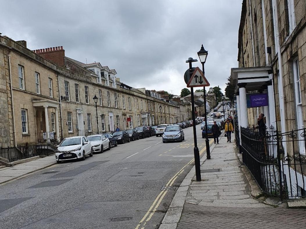 The Taylor Suite - Stunning 2-Ensuite Beds, Cathedral View Roof Garden Truro Extérieur photo